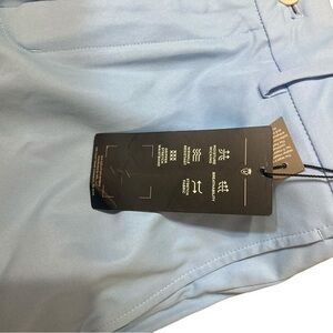 Walter Hagen Men's Perfect 11 Golf Shorts 34 Daybreak Blue Hydro-Dri Regular Fit